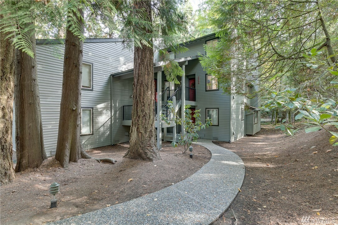 Property Photo: 8008 145th Ave NE WA 98052