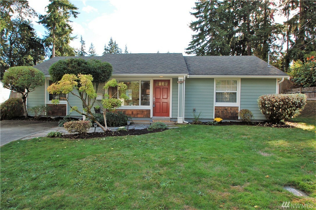 Property Photo: 5702 237th St SW WA 98043