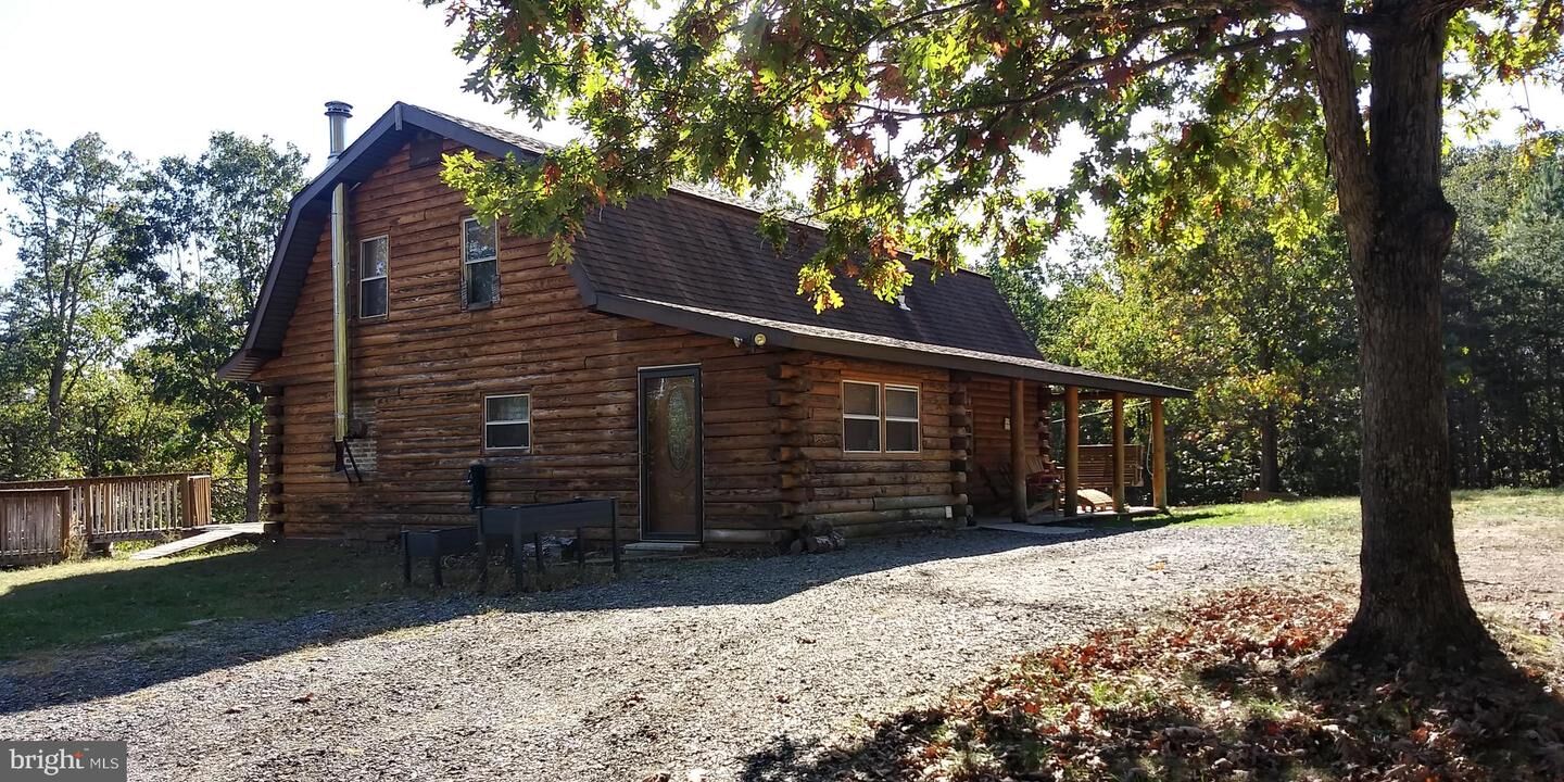 Property Photo:  562 Old Smith Farm Road  WV 26763 