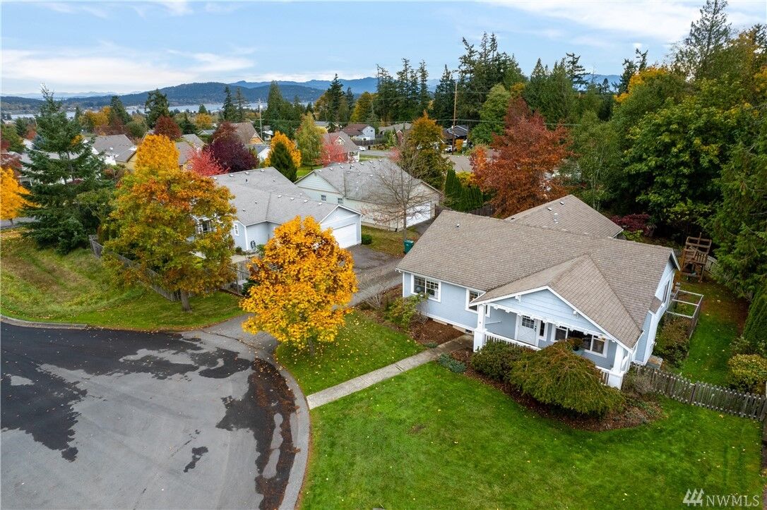 Property Photo: 2605 C Ave WA 98221