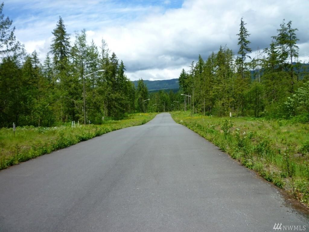 Property Photo: 8703 Timberland Ct WA 98237