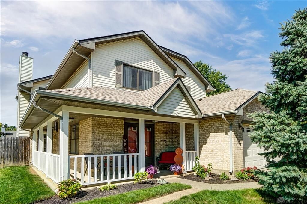 Property Photo: 8801 Watergate Drive OH 45424