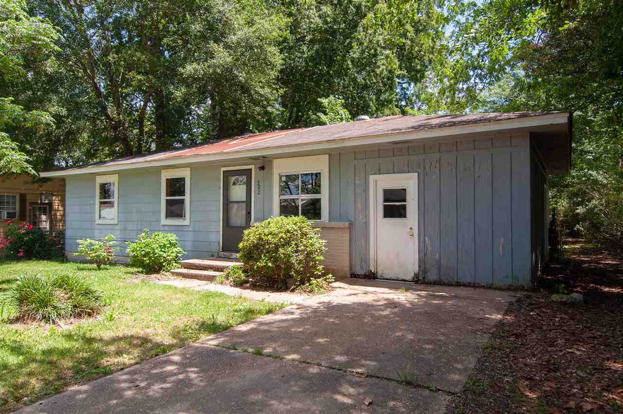 Property Photo:  222 Oak Park Drive  MS 39208 