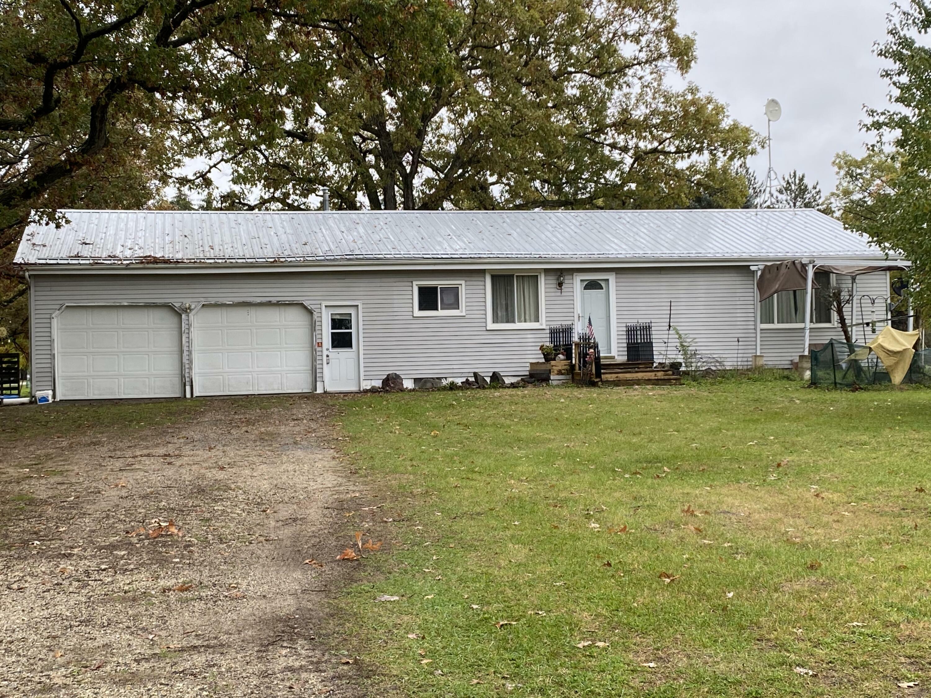 Property Photo:  8020 N Pine Grove Road  MI 48891 