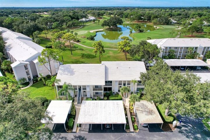 Property Photo:  435 Cerromar Lane 426  FL 34293 