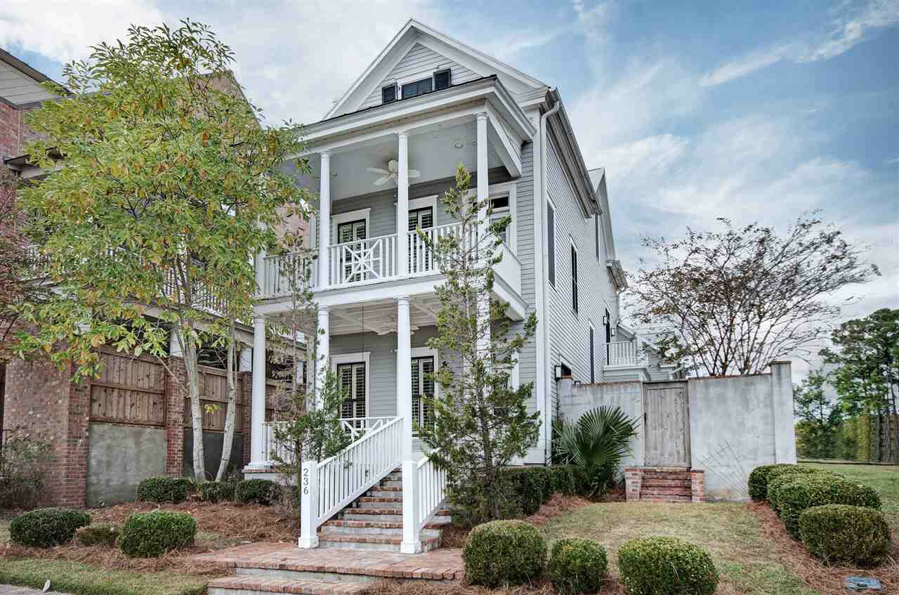 Property Photo:  236 N Natchez Drive  MS 39110 