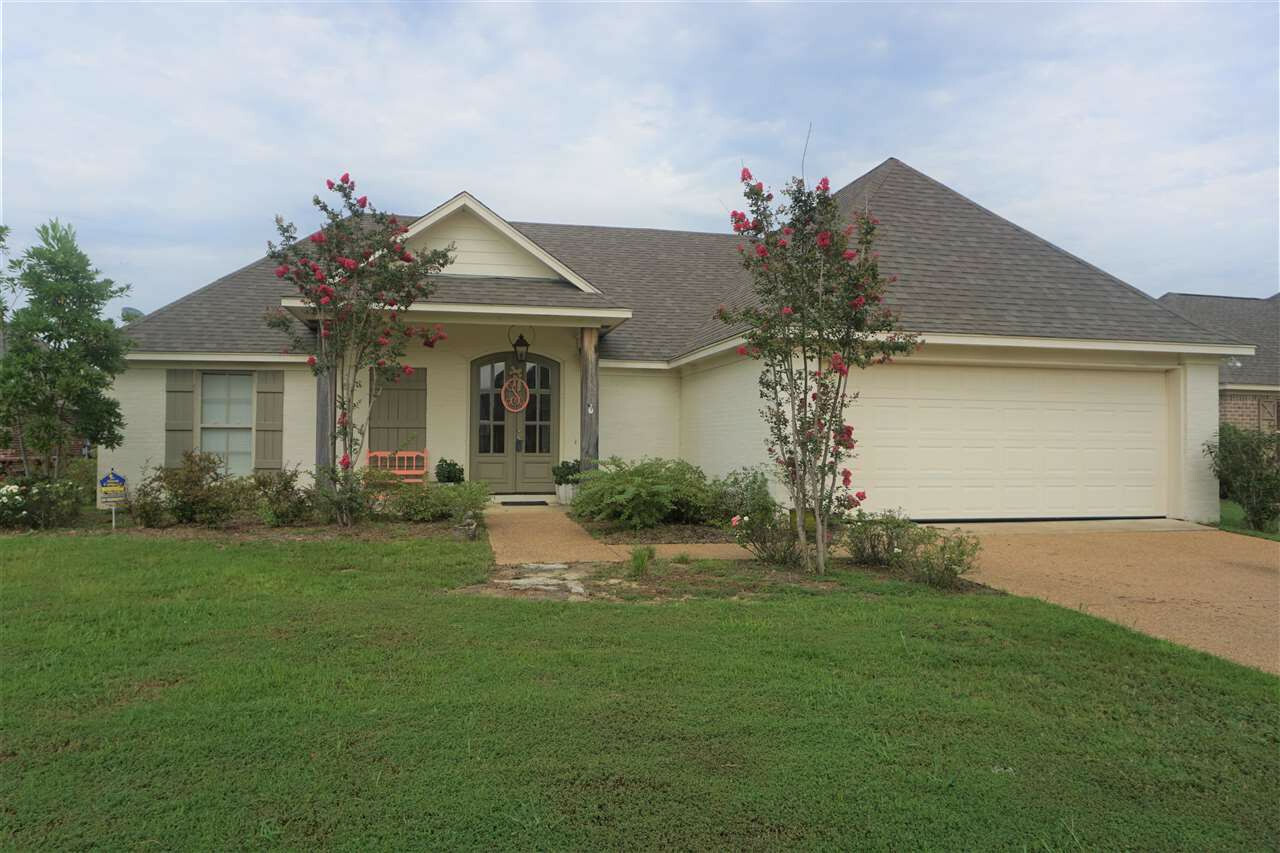 Property Photo:  181 Lakeway Drive  MS 39110 