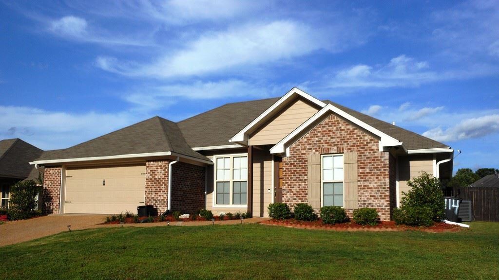 Property Photo: 114 Harvey Circle MS 39046