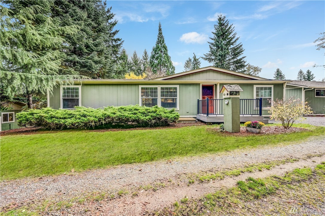 Property Photo: 20716 127th St E WA 98391