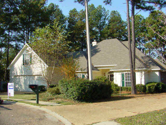 Property Photo:  105 Barkley Place  MS 39110 