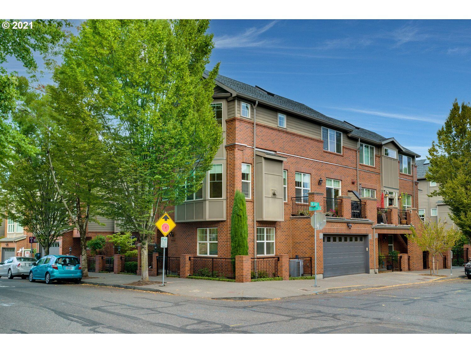 Property Photo: 1502 NW 24th Ave OR 97210