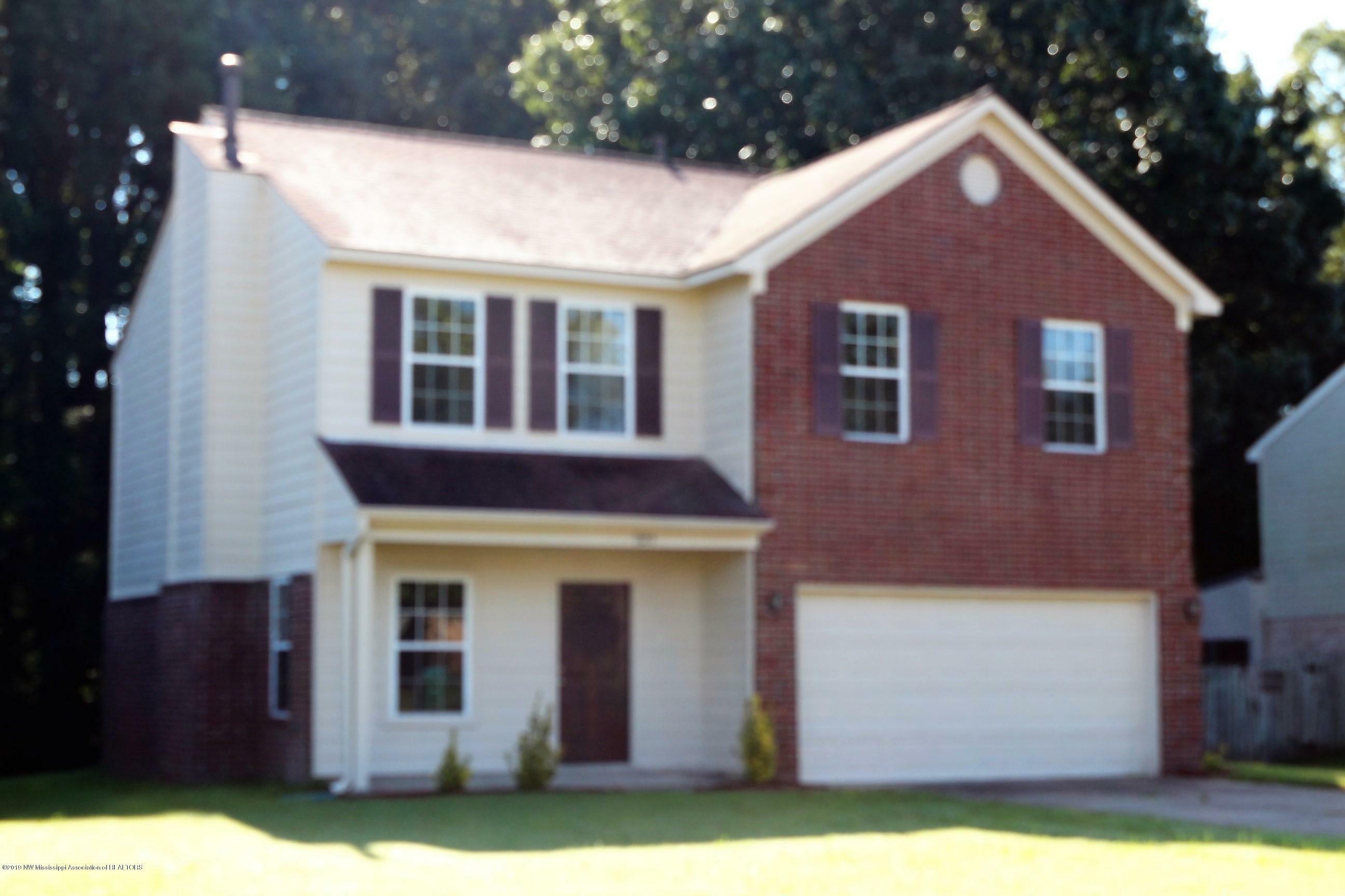 Property Photo: 7328 Fox Creek Drive MS 38601