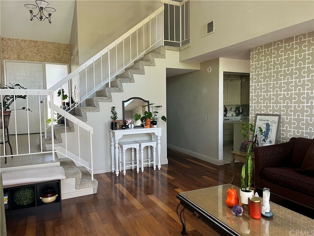 Property Photo: 6587 E Camino Vista 2 CA 92807