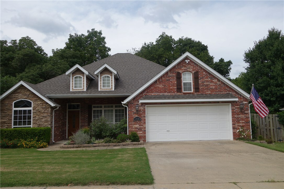 Property Photo:  5030 W Waverly Road  AR 72704 