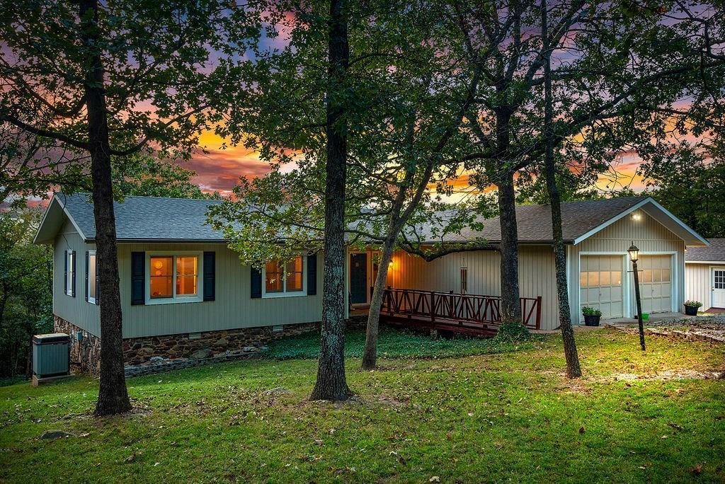 Property Photo:  920 Saunders Heights Road  AR 72616 