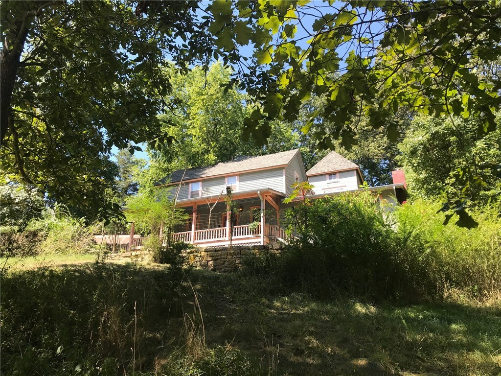 Property Photo:  376 Dairy Hollow Road  AR 72632 