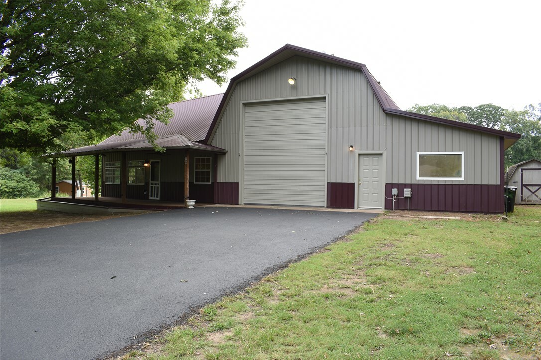 Property Photo:  90 N Briarwood Road  AR 72756 