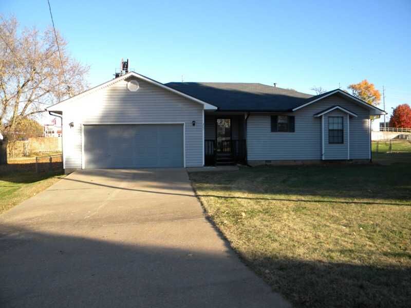 Property Photo:  207 Big Tree Drive  AR 72712 