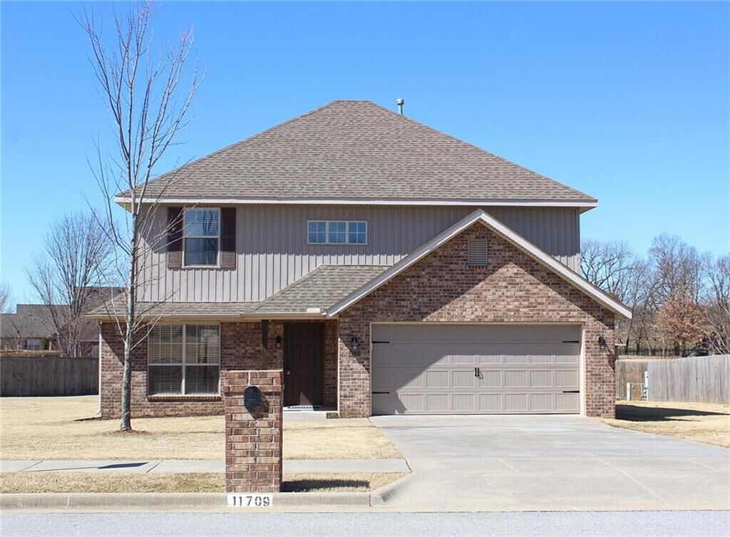 Property Photo: 11709 Club House Parkway AR 72730