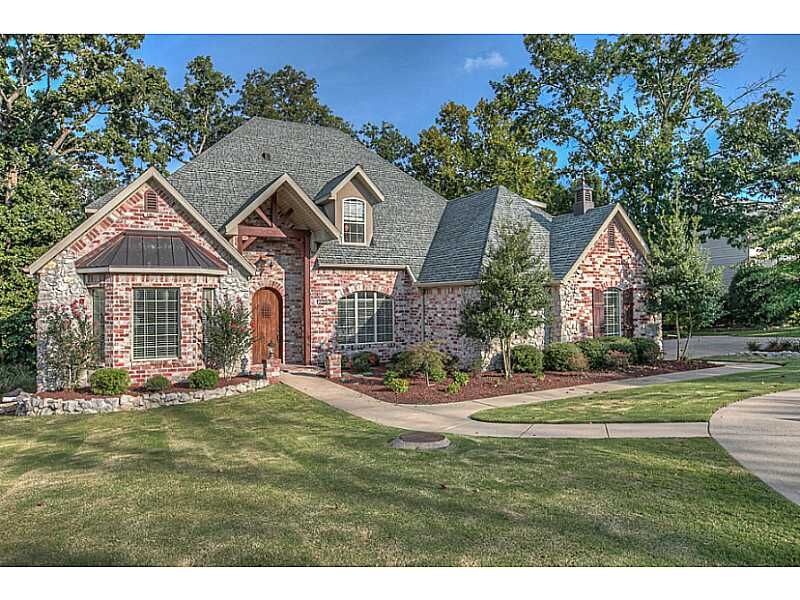 Property Photo:  2202 NW Turner Drive  AR 72712 