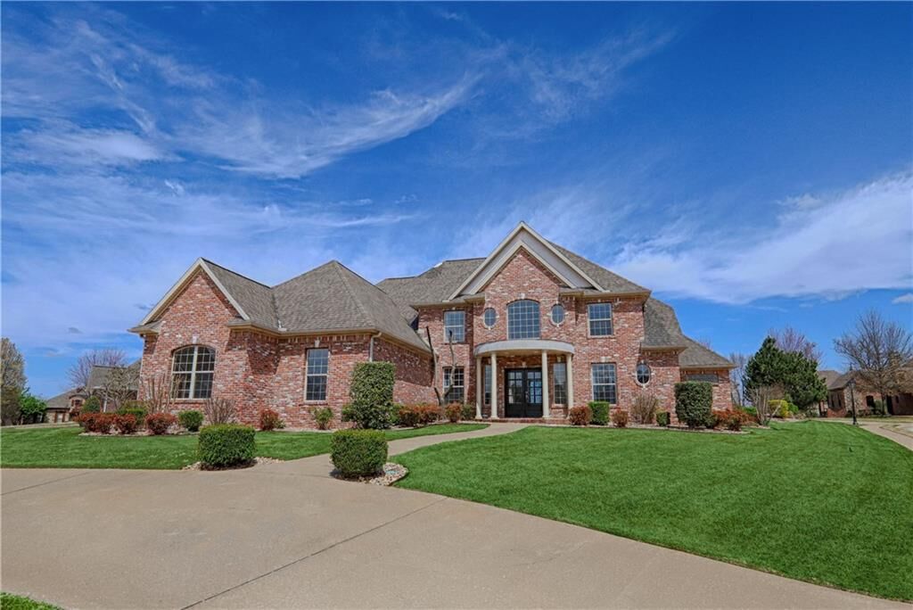 Property Photo:  5301 S Promontory Court  AR 72758 