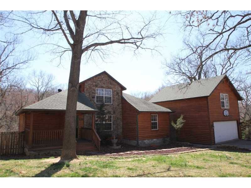 Property Photo:  18923 Shoreline Way  AR 72703 