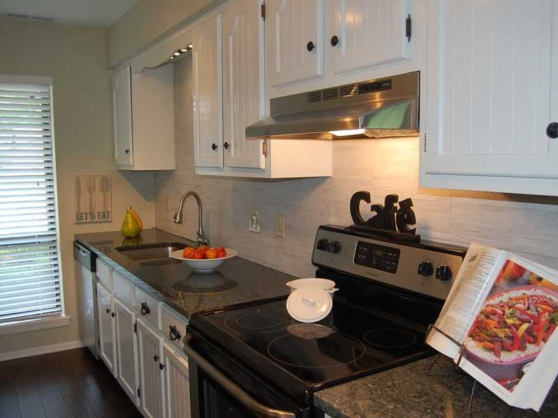 Property Photo: 2536 E Sweetbriar Drive AR 72703