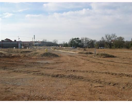 Property Photo:  2513 N Thompson Lot #2 Street  AR 72764 