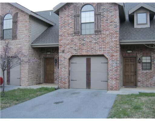 Property Photo:  4076 Glenstone Terrace D  AR 72762 