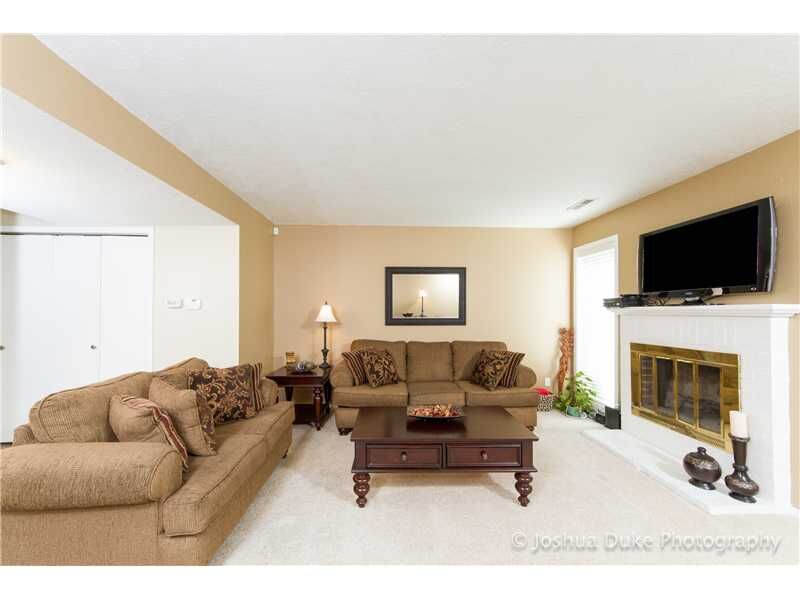 Property Photo: 1961 East Oaks Drive AR 72703