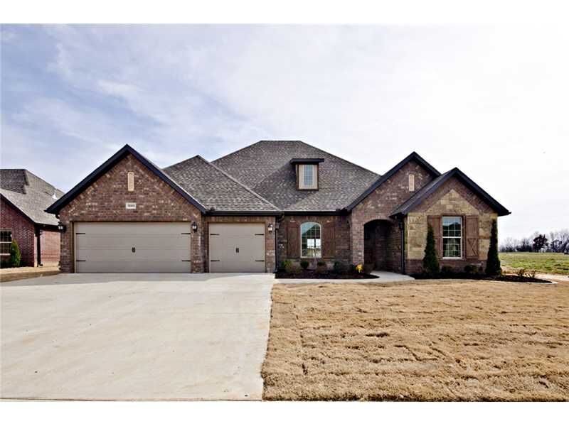 Property Photo: 3003 SW Joshua Avenue AR 72712