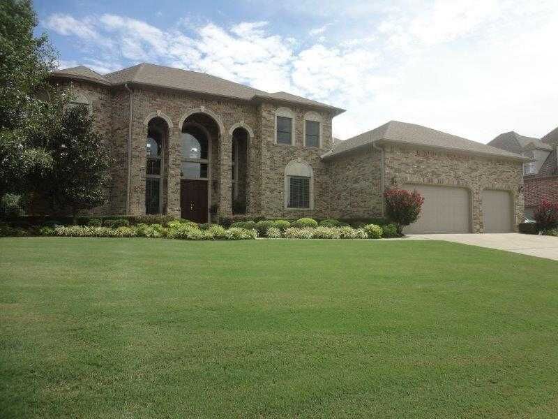 Property Photo: 7 S Sherwood Drive AR 72758