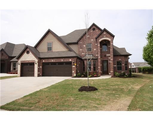 Property Photo: 1623 NE Rock Street AR 72712