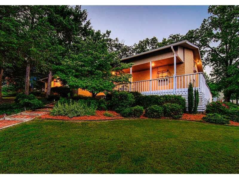 Property Photo:  3121 N Warwick Drive  AR 72703 