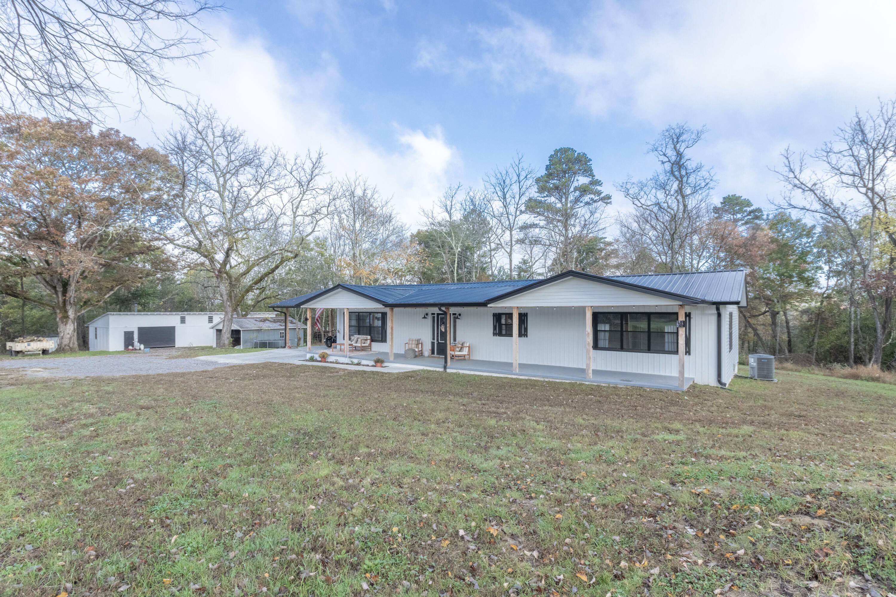 Property Photo:  182 Cloud Rd  GA 30752 