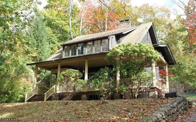 Property Photo:  23 Beveridge Rd  NJ 07430 