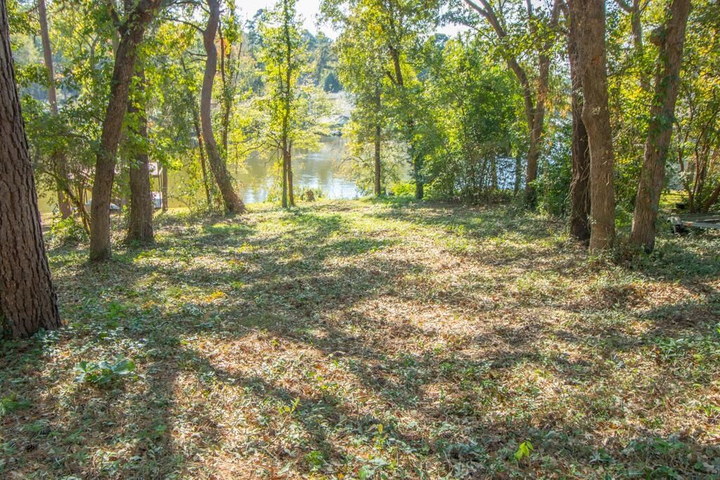 Property Photo:  518 Hideaway Ln. East  TX 75771 