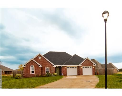 Property Photo:  2978 Labordite Drive  AR 72704 