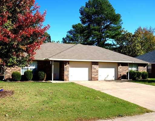 Property Photo:  523-616 S Dockery Lane  AR 72701 