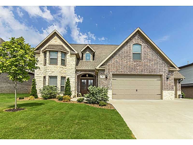 Property Photo:  19 NE Dawn Hills Street  AR 72712 