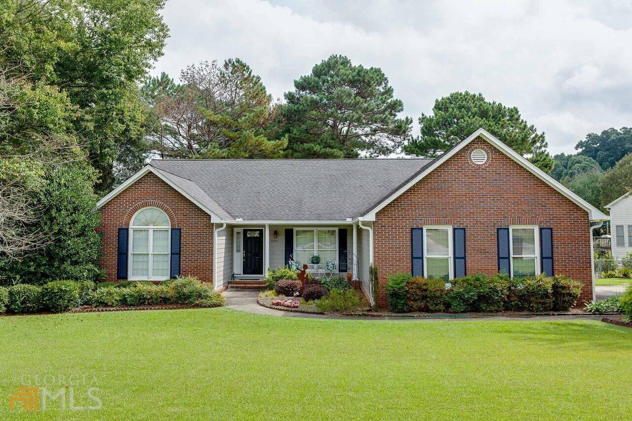 Property Photo: 9384 Wendover Court GA 30236