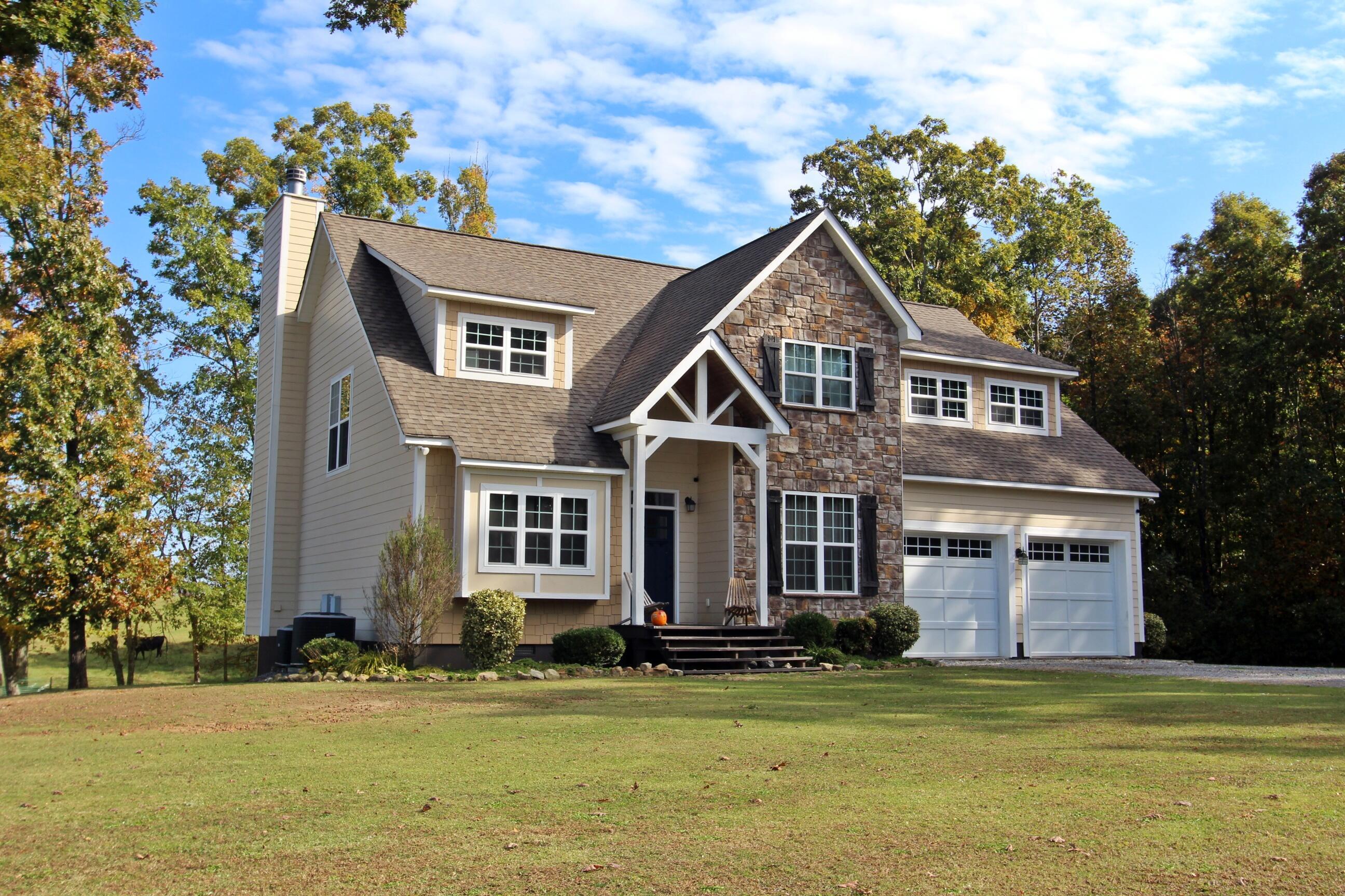 Property Photo: 1655 County Road 128 AL 35966