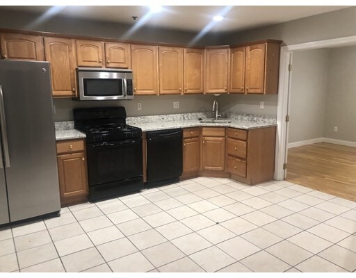 Property Photo:  27 Shawmut Ave 5  MA 02189 