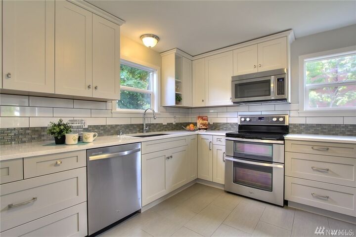 Property Photo: 612 NW 47th St WA 98107