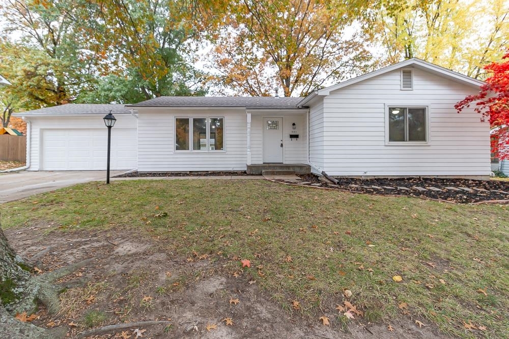 Property Photo: 1801 SW Village Dr KS 66604
