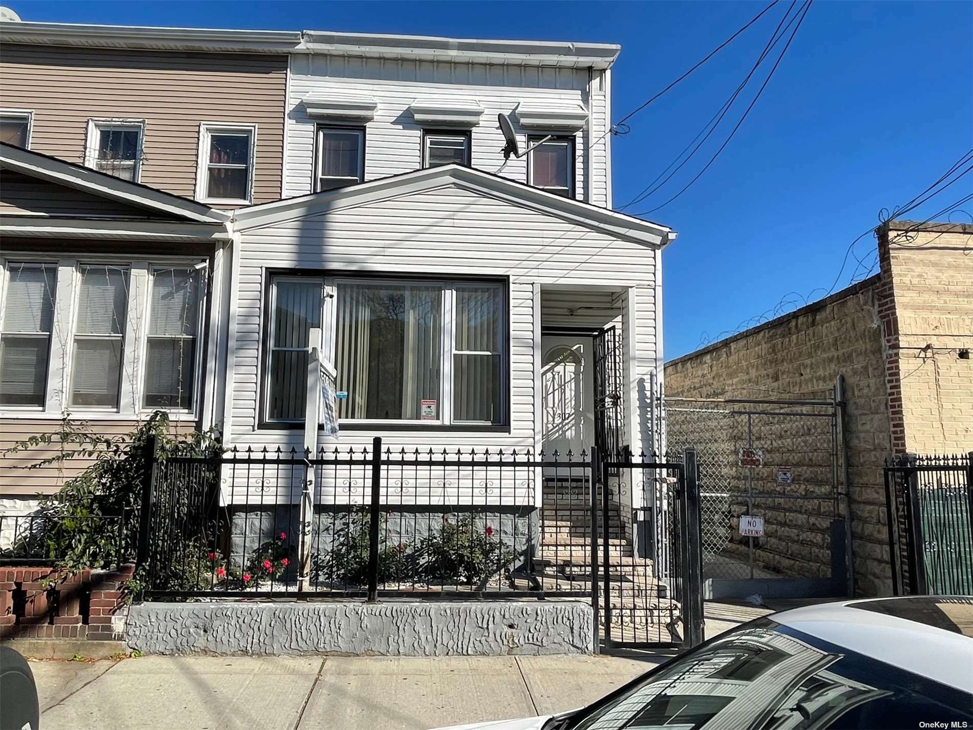 Property Photo:  307 Autumn Avenue  NY 11208 