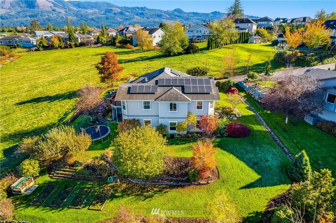 Property Photo: 17058 Kokanee Court WA 98274