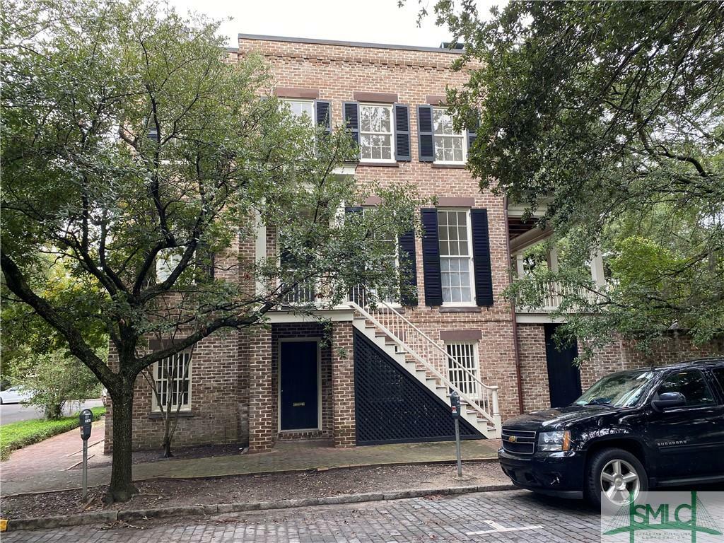 Property Photo: 427 Barnard Street GA 31401