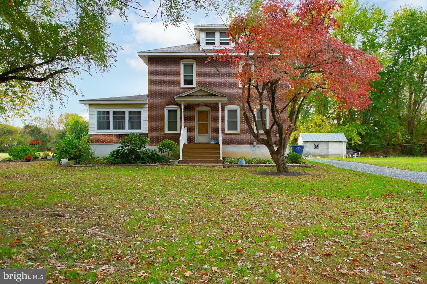 Property Photo:  1654 Catawba Avenue  NJ 08344 