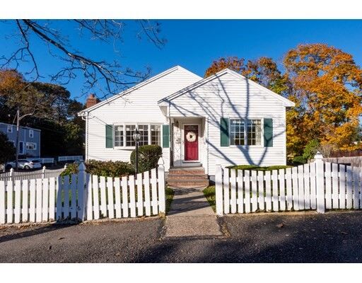 Property Photo: 188 Edgemere Rd MA 01904